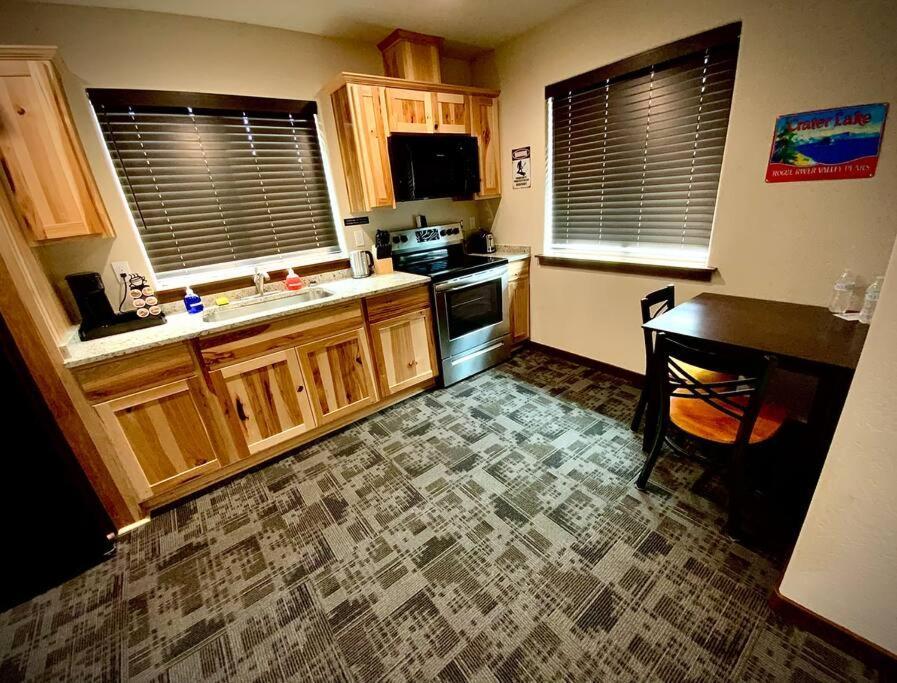 Bear Mountain - Suite 6 Grants Pass Exterior photo